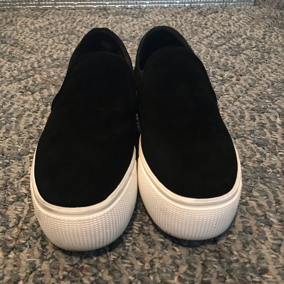 Steve Madden slip on sneaker - Picture 2 of 5